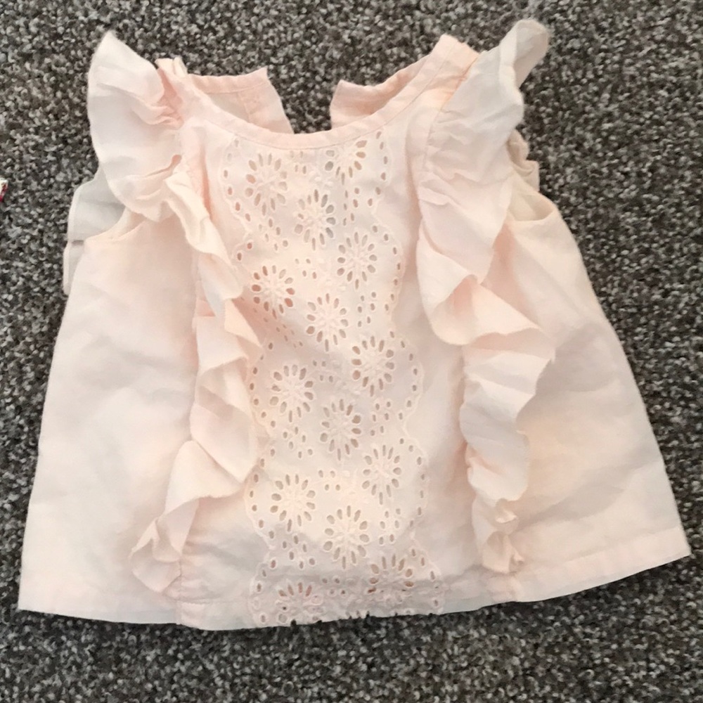Baby gap ruffled top